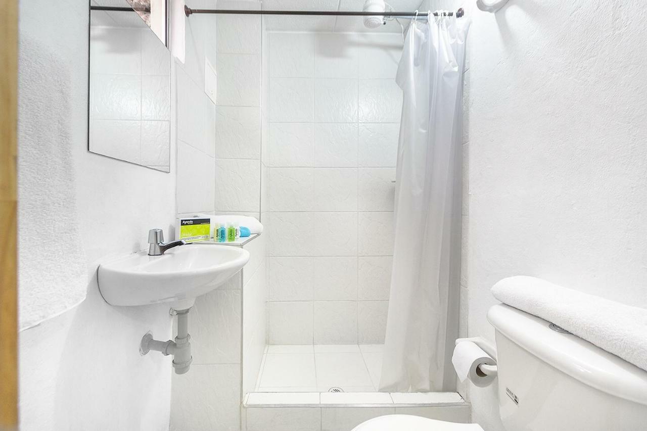 Hotel Casa Normandia Bogotá Kültér fotó